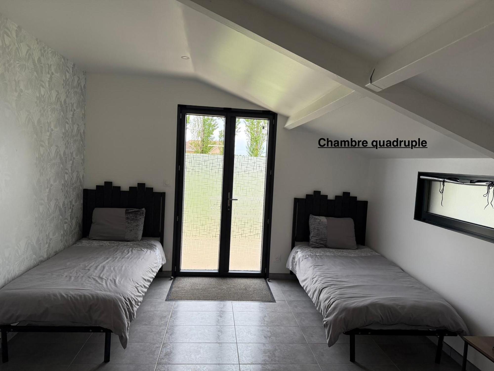 Parc De La Charmille Bed & Breakfast Saint-Etienne-sur-Reyssouze Exterior photo